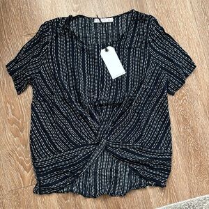 New! Potter’s Pot navy/white patterned twist front top, small